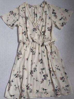 Sienna Sky Floral Dress Cream Elastic Waist Short Sleeve Size S